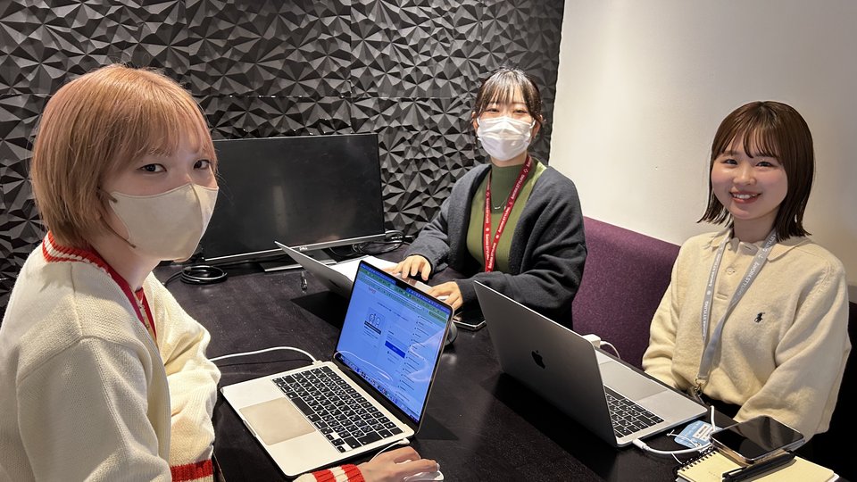 社内の様子