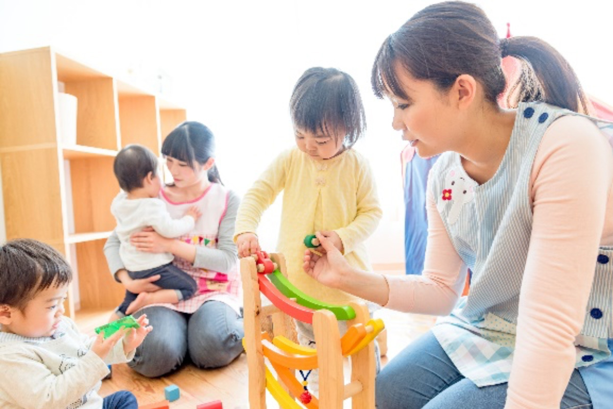 院内保育所運営委託業務