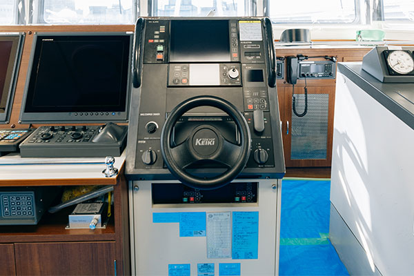 航海計器システムの写真