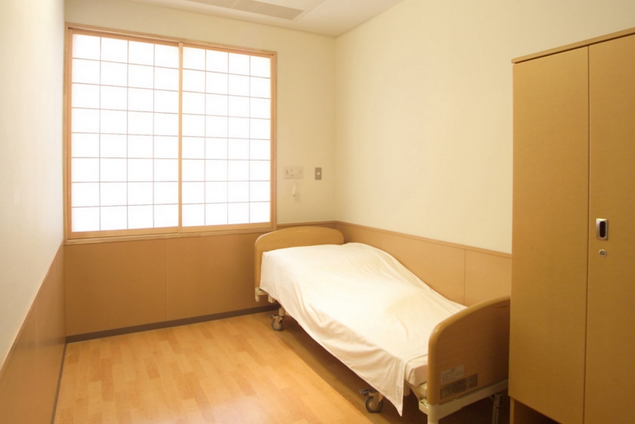 B病棟(精神科救急病棟)の紹介に掲載された病室。