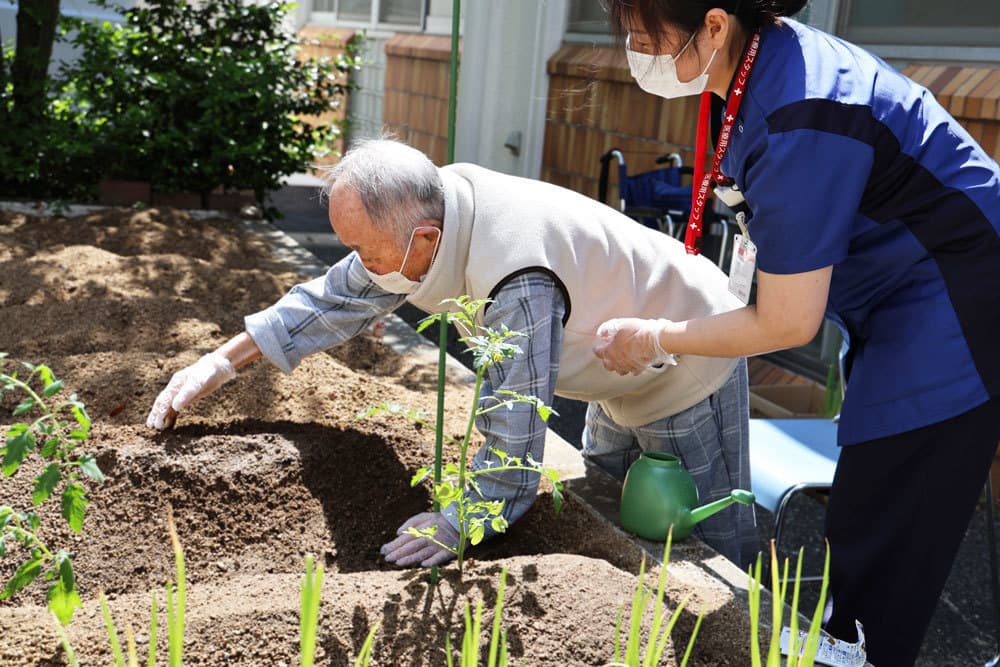 公式リハビリテーション科紹介に掲載された、園芸活動の支援