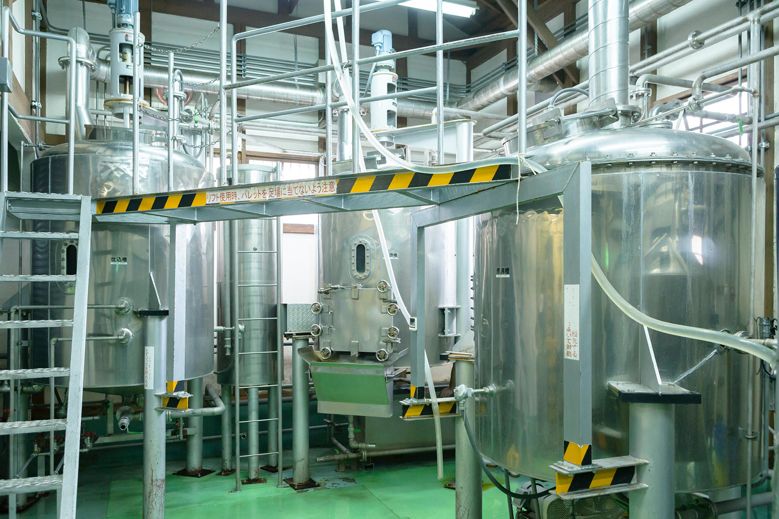 公式トップに掲載された壽酒造ビール工場の設備