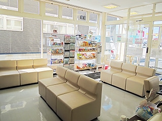 共栄堂薬局　あきは店 の写真