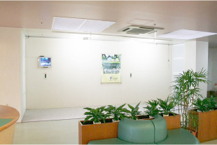 C棟1階 ギャラリー