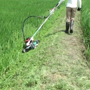 草刈機