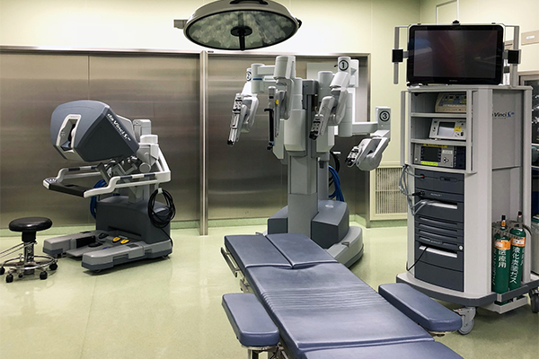 公式院内案内に掲載されたロボット手術ダビンチ