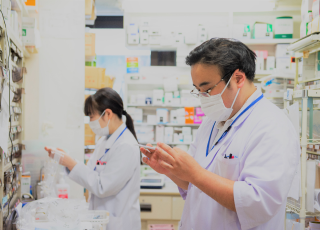 ニイナ調剤薬局 の写真