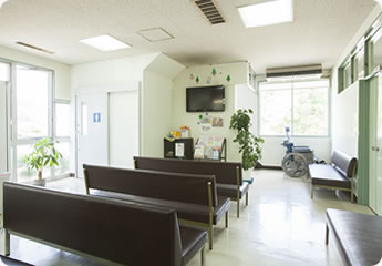 但馬病院の待合室