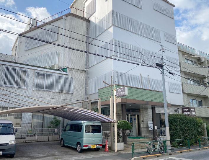 上野桜木にある神経科土田病院の入口