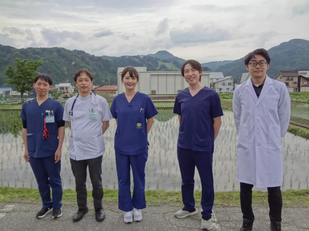 公式病院紹介に掲載された津南の地域で働く医療スタッフ