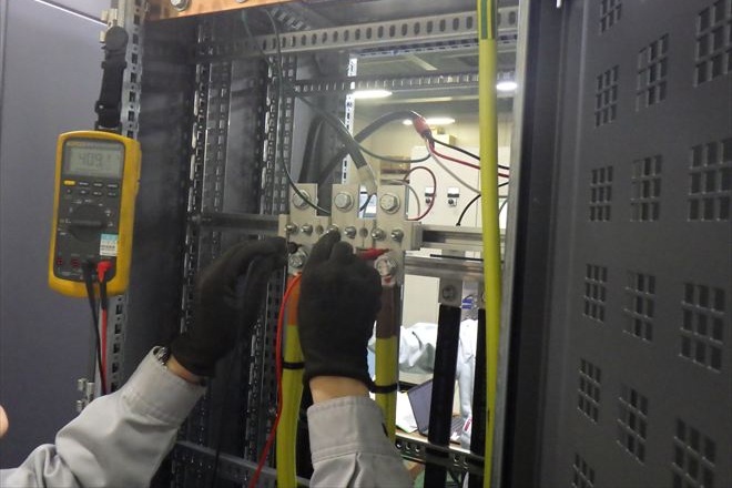 公式エンジニアリングサービス掲載の設備検証作業