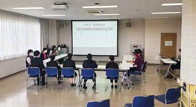 公式活動報告に掲載される院内見学会の説明会