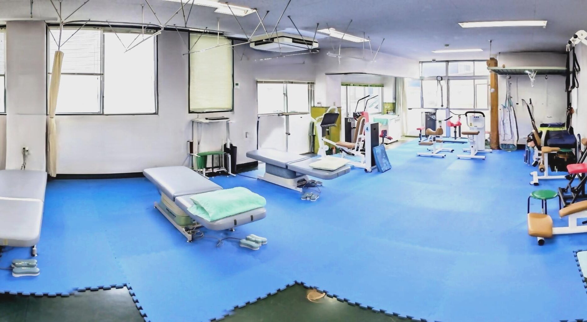 医療法人社団而今会　蓮村整形外科内科 の写真