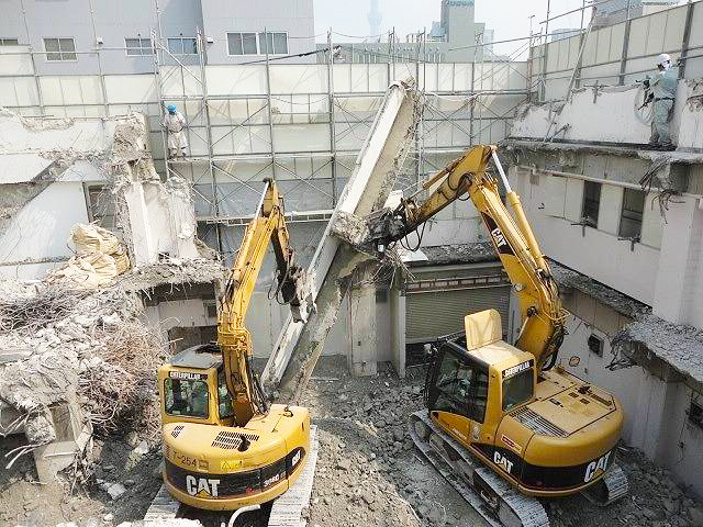 日向興発.の解体事業