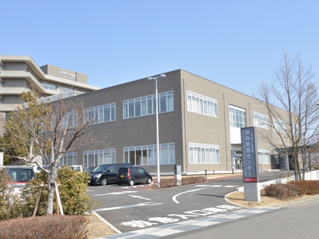 公式施設紹介に掲載された救命救急センター棟の外観