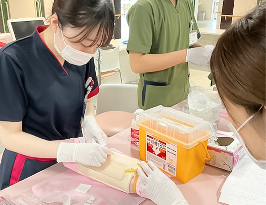 公式看護部教育ページに掲載されたチームでの看護技術研修