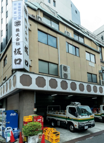 現在の本社ビル