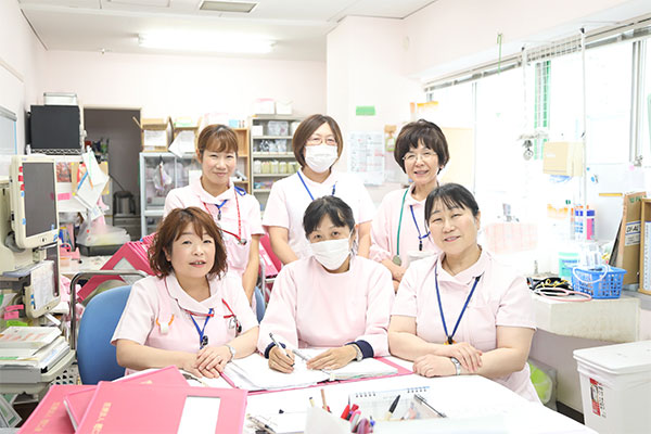聖祐病院の看護師が集まるナースステーション