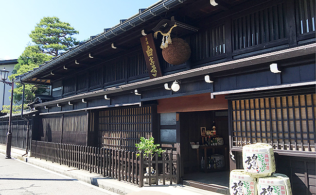 公式会社概要に掲載された、飛騨古川の蒲酒造場の外観